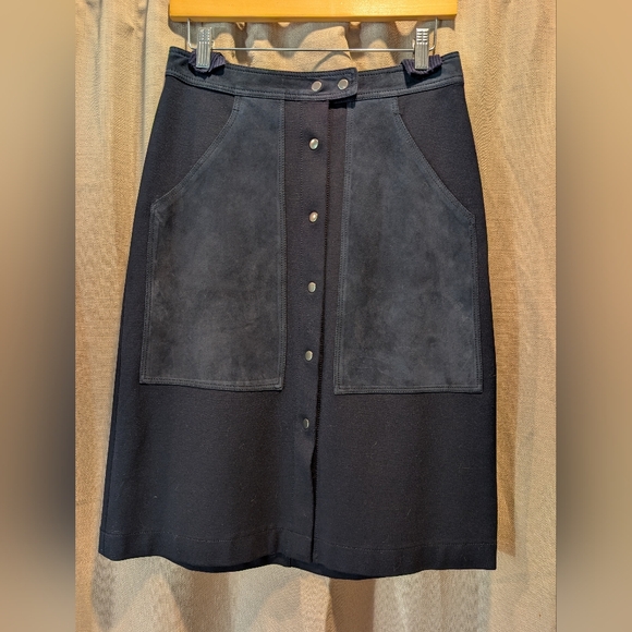 Theory real leather skirt. - Picture 4 of 16